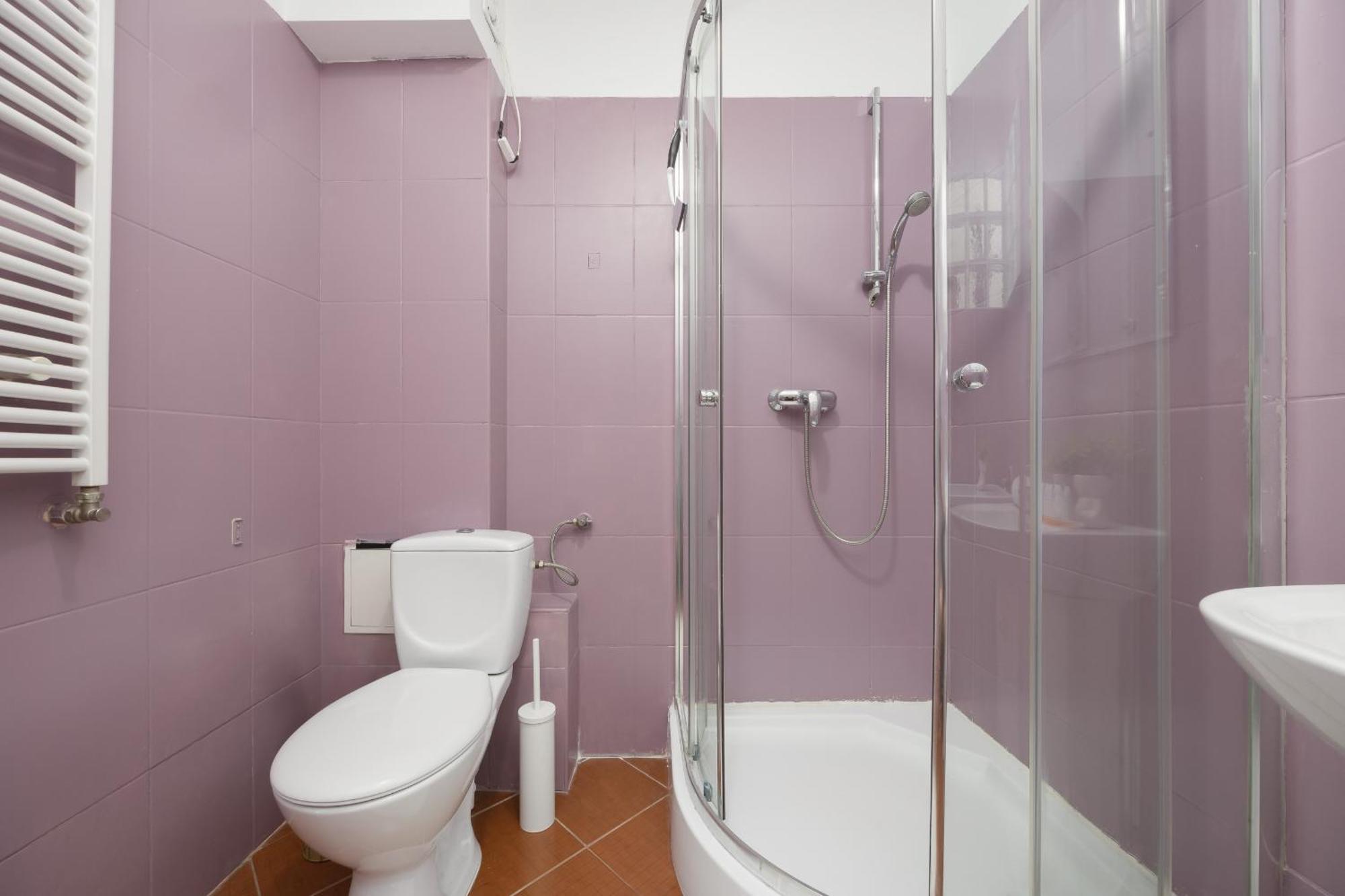 Rodzinne Studio Dla 4 Osob W Centrum Warszawy By Renters Apartment